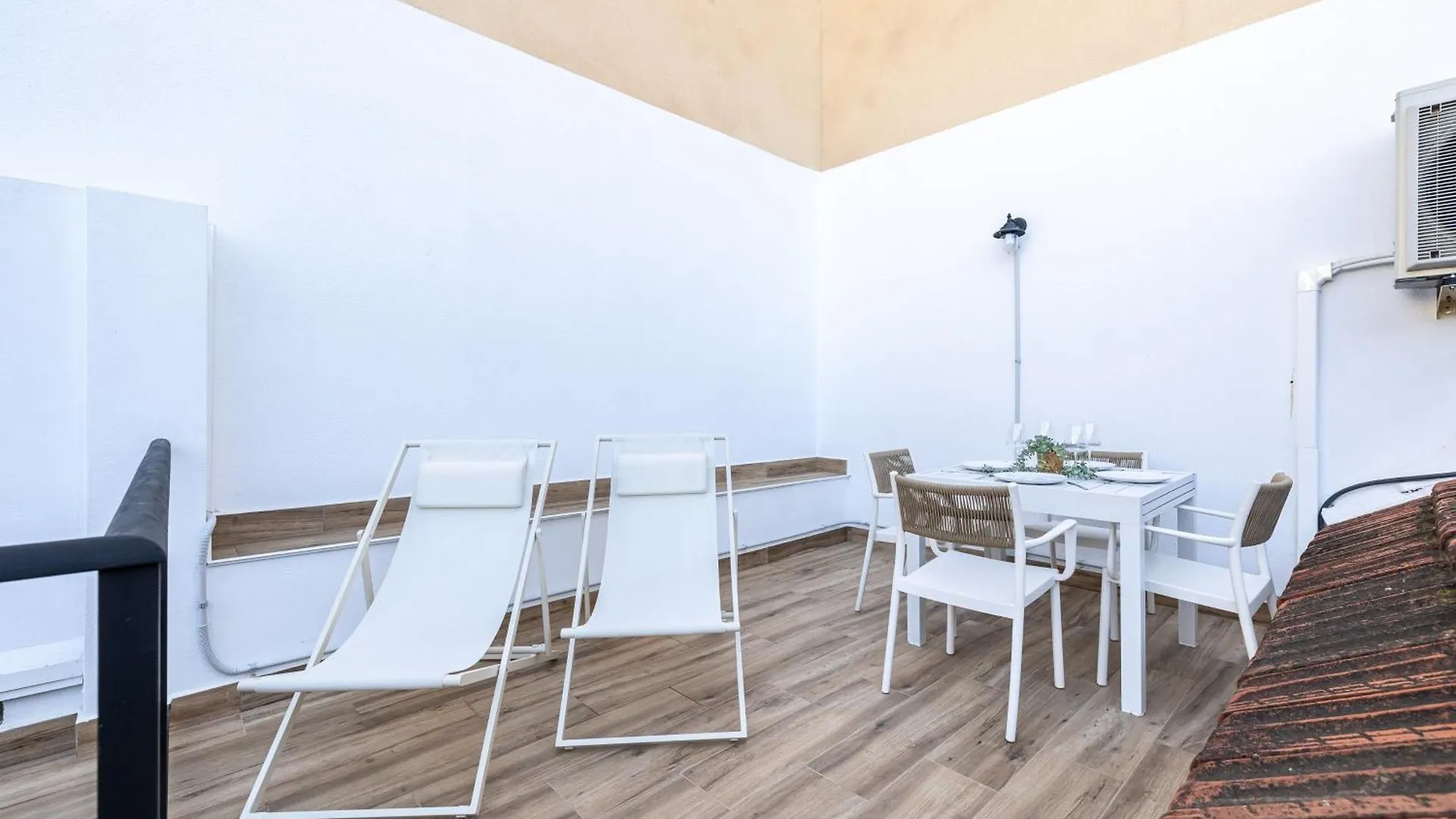 Bright Renovated -Terrace -1Bedroom 1Bath Málaga